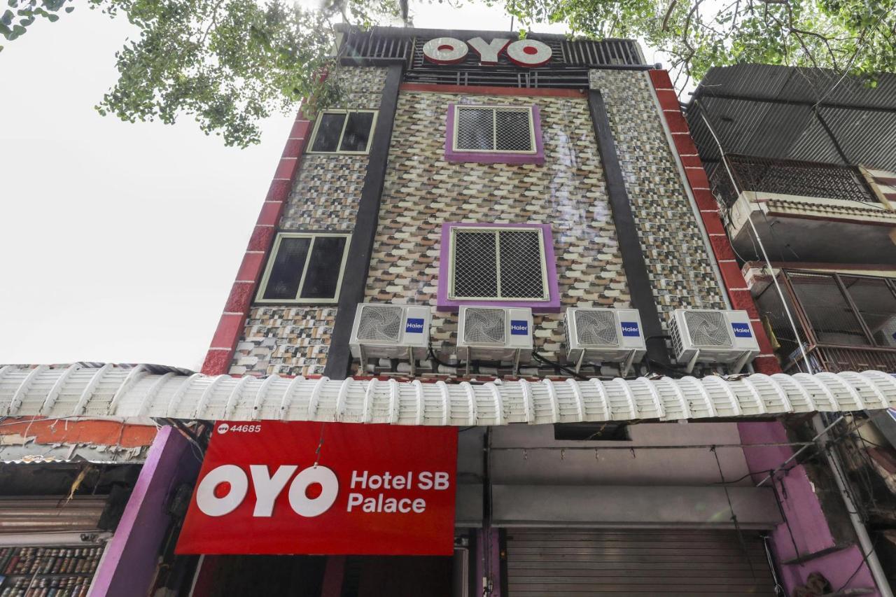Oyo 45752 Hotel Sb Palace Godarpura Eksteriør billede